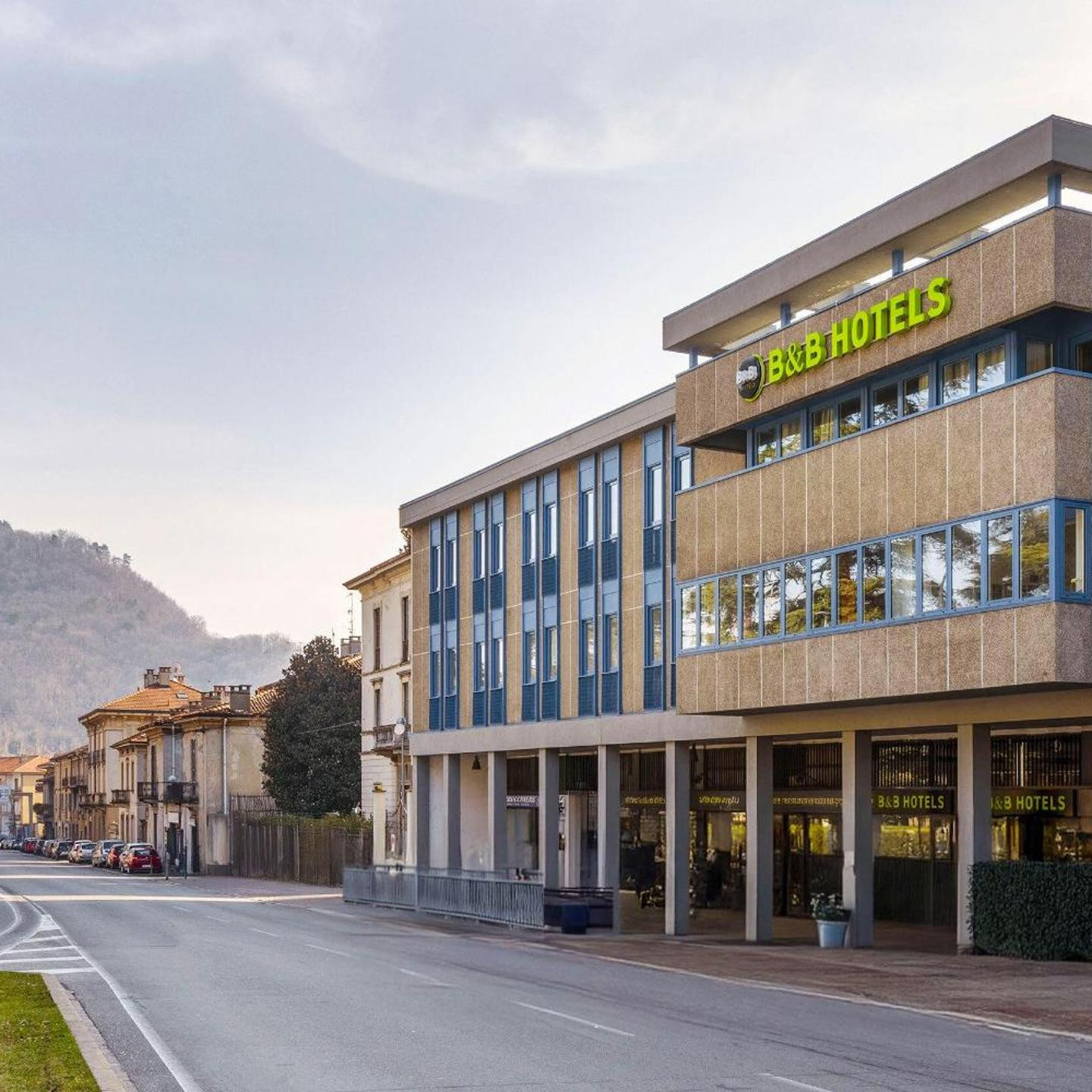 B&B HOTEL Como Baradello