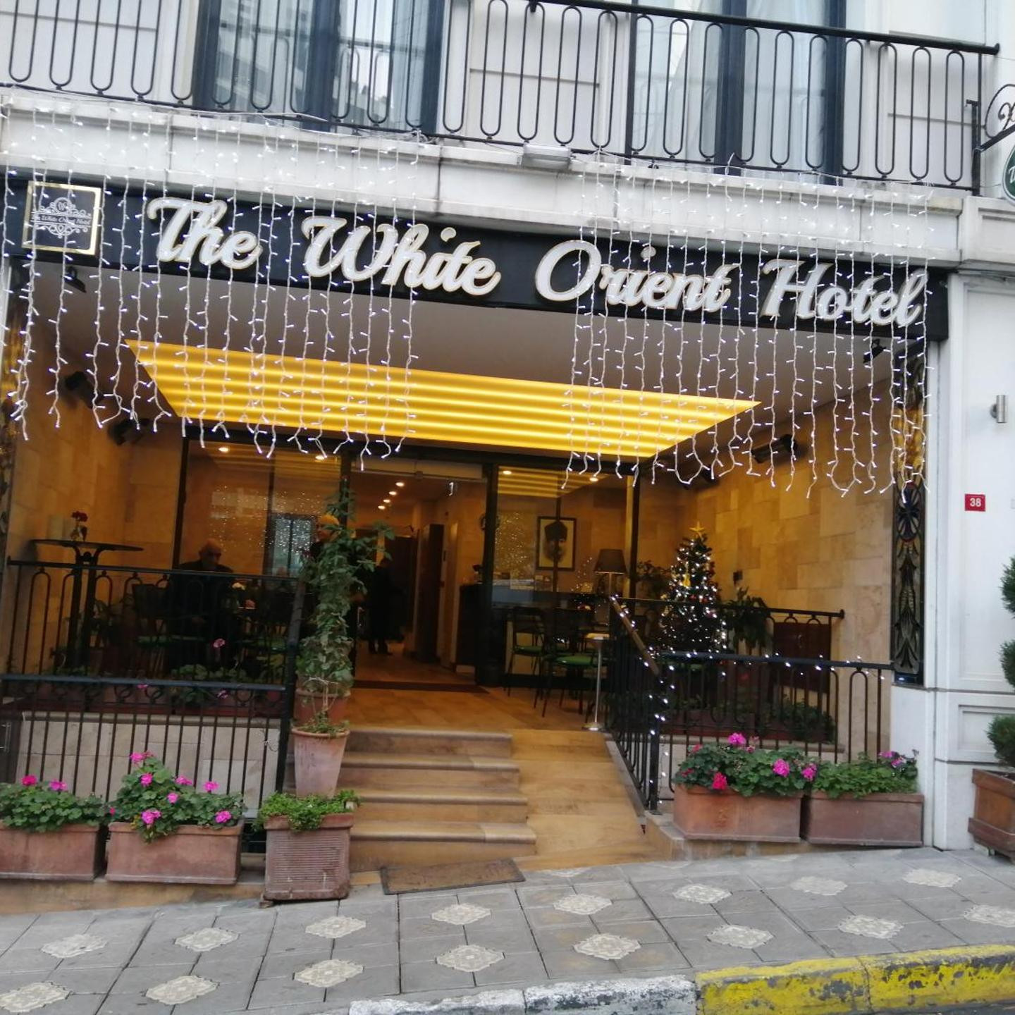 The White Orient Hotel