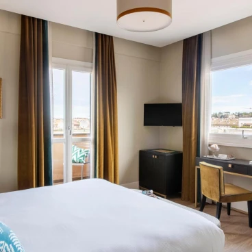 HOTEL ADRIANO Rooftop