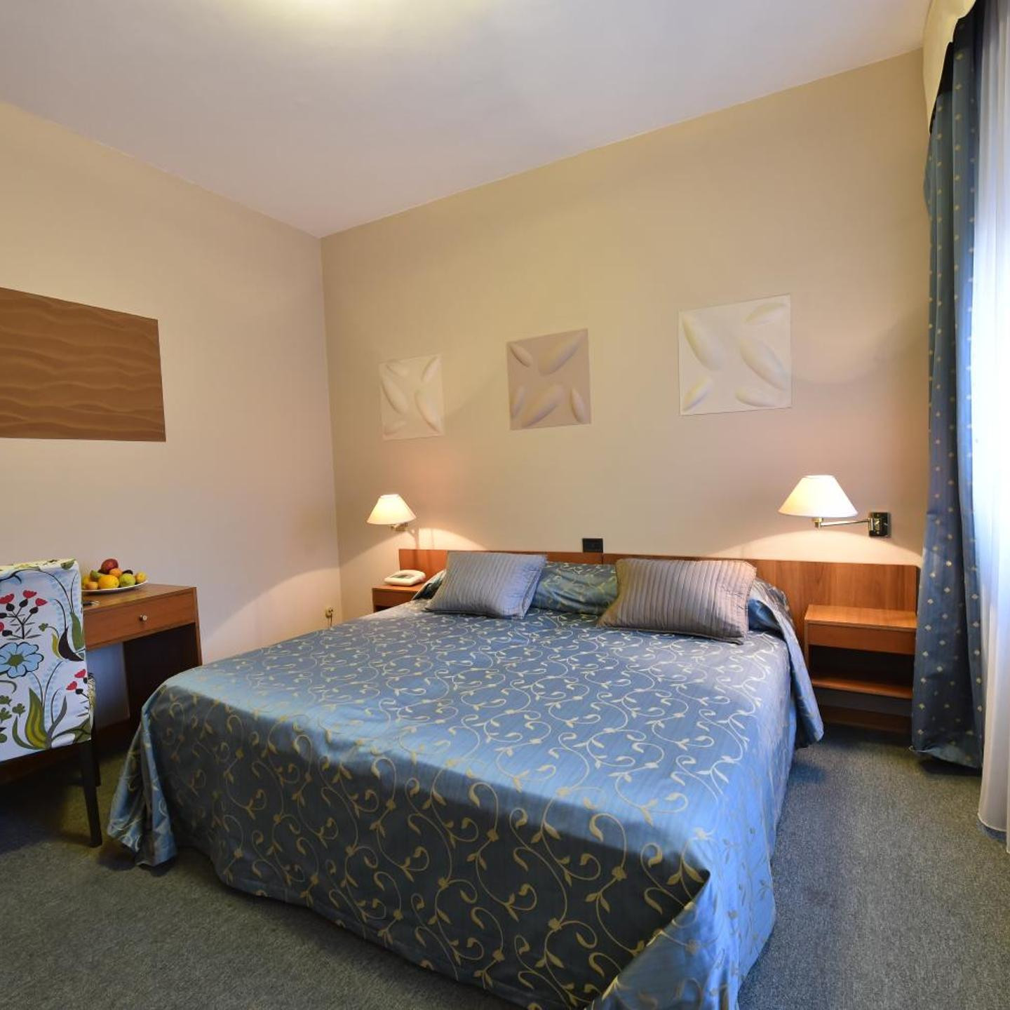 AMBRA HOTEL - The only central lakeside hotel in Iseo