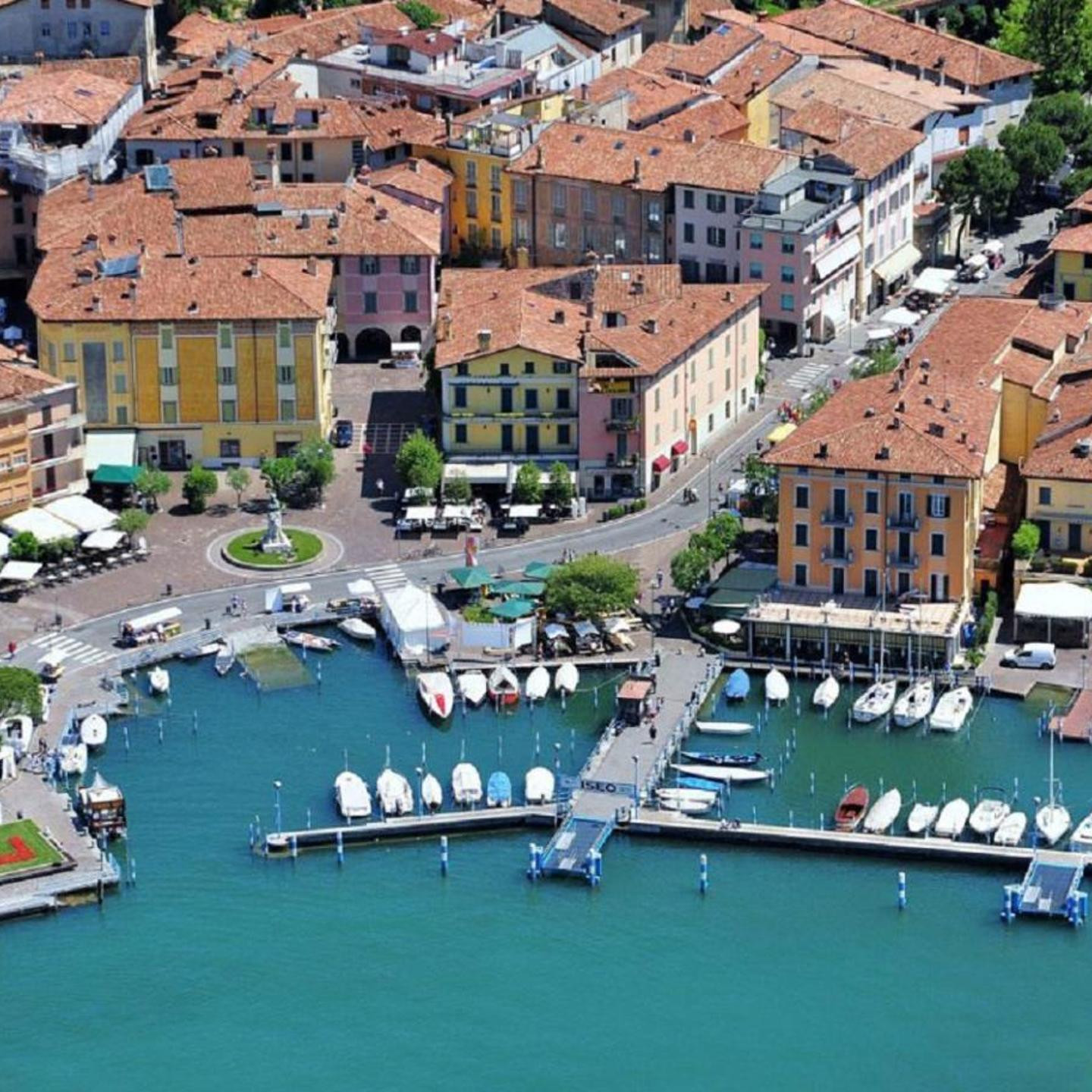 AMBRA HOTEL - The only central lakeside hotel in Iseo