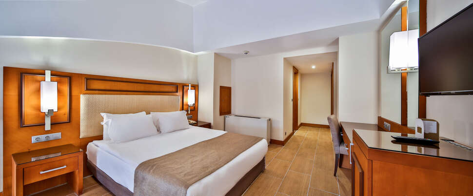 Crystal Prestige Pearl Collection