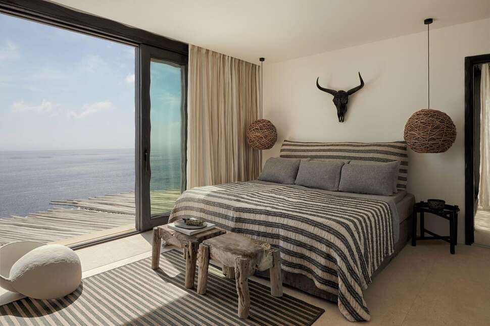 Myconian Panoptis Escape