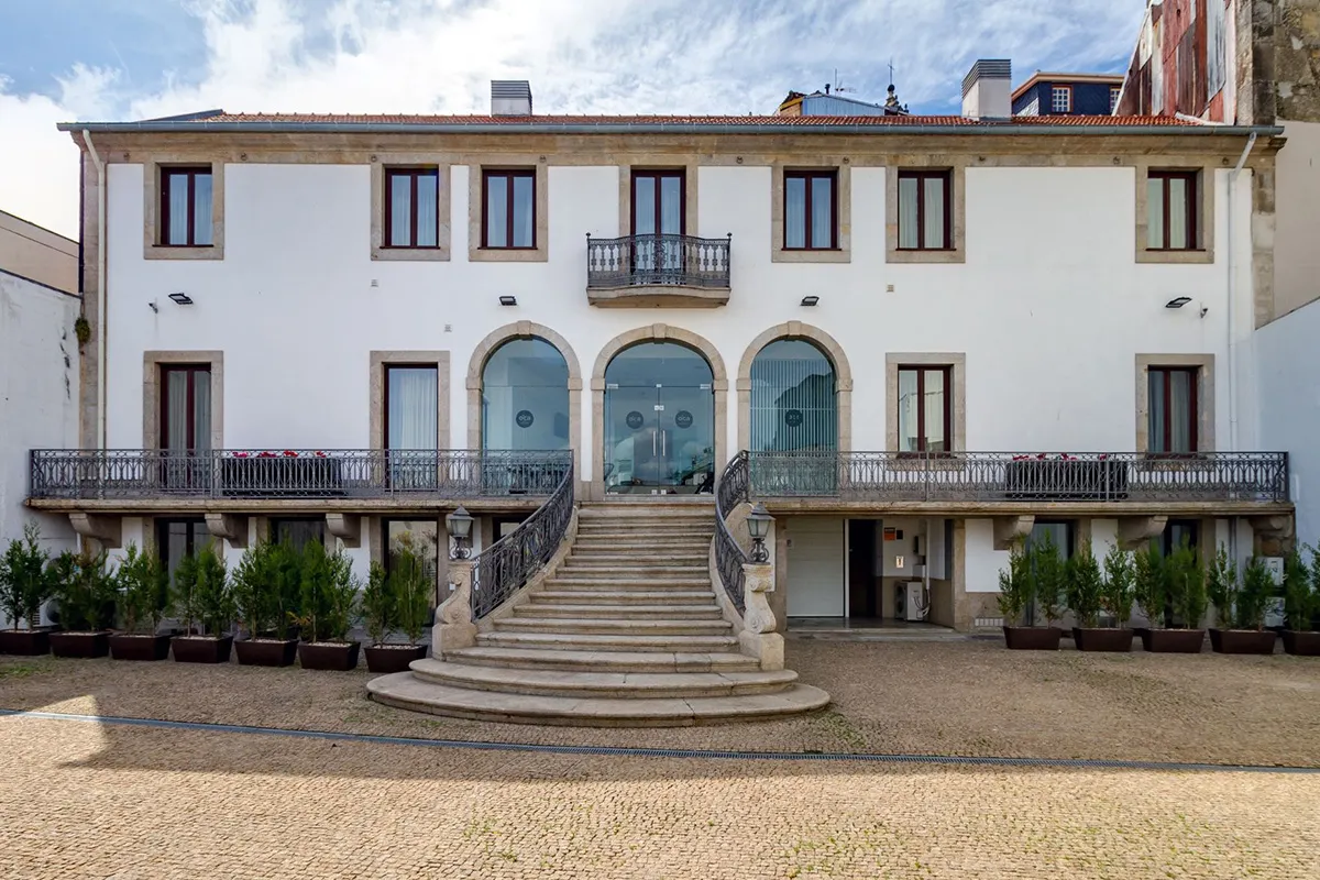 Oca Flores&Vitoria Village