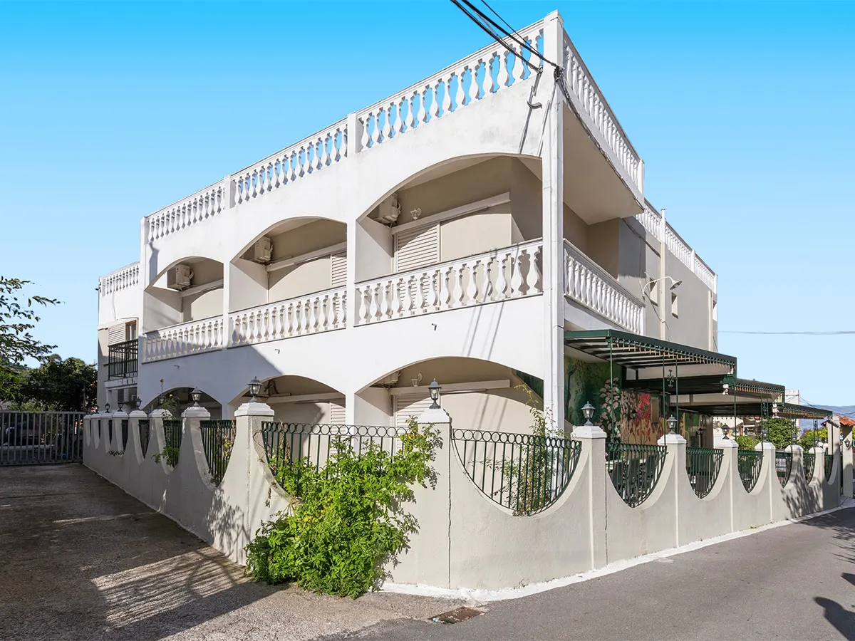 Bella Vista Hotel&Studios