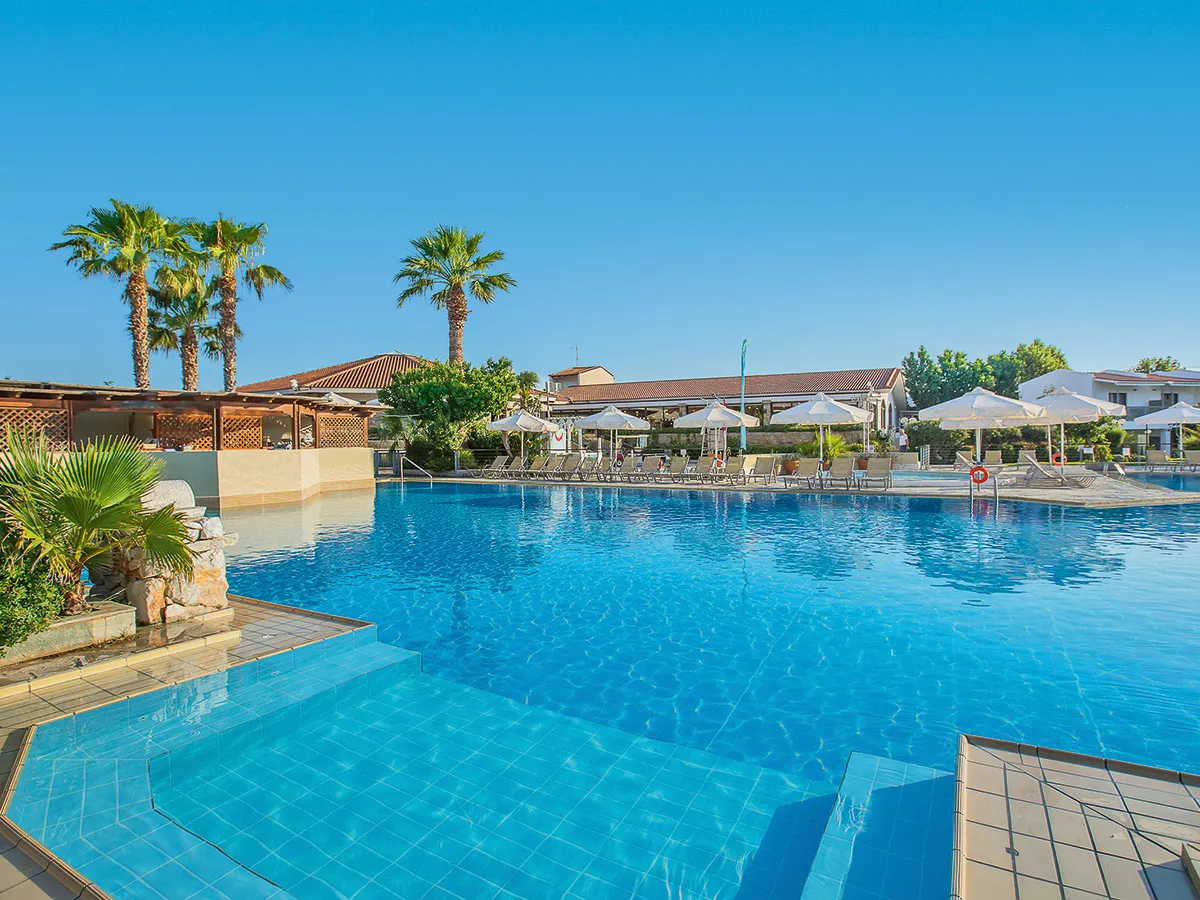 Golden Coast Hotel&Bungalows