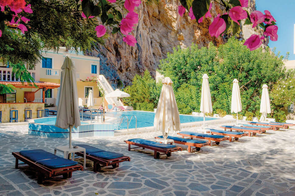 Kyra Panagia Hotel