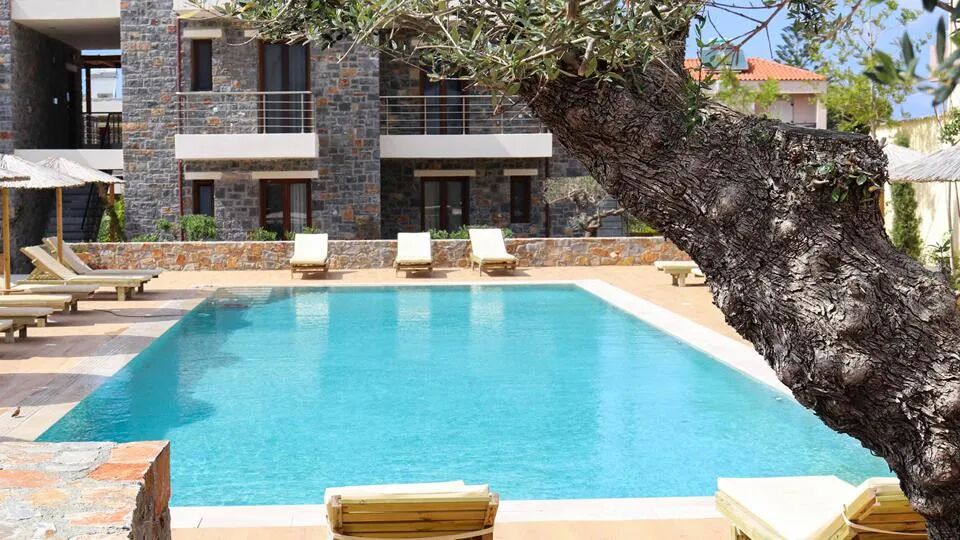 Volta Suites & Villas