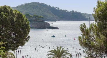 Neptuno Paguera Hostal