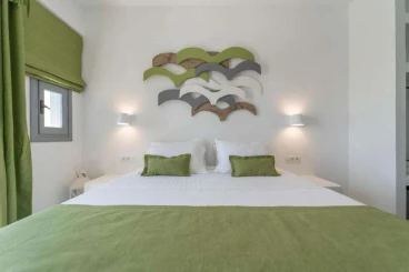 Black Coast Hotel Santorini