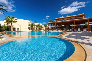 Atlantis Beach Hotel&Spa