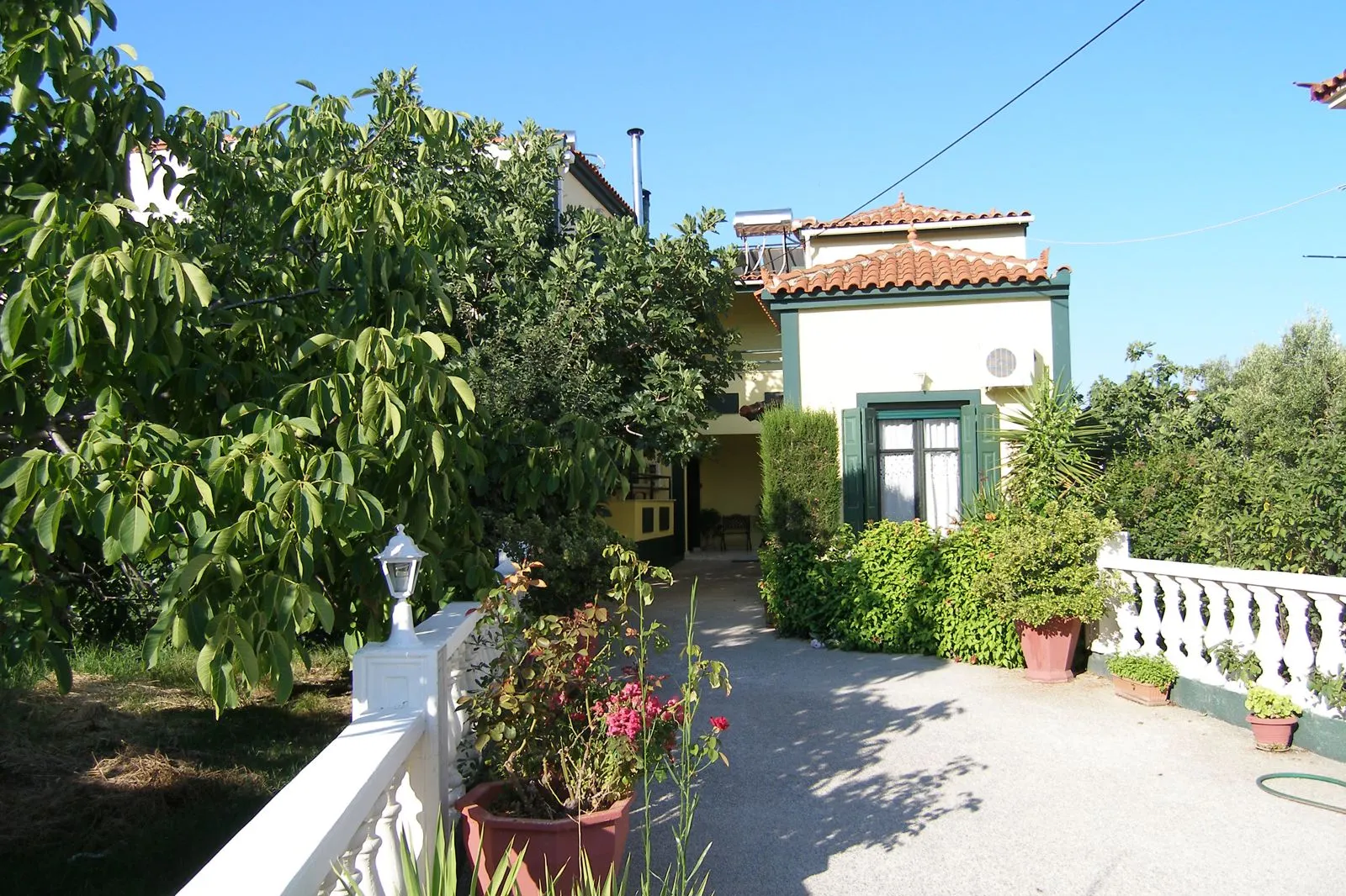 Elektra Apartments&Studios