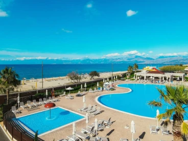 Almyros Beach Resort&Spa