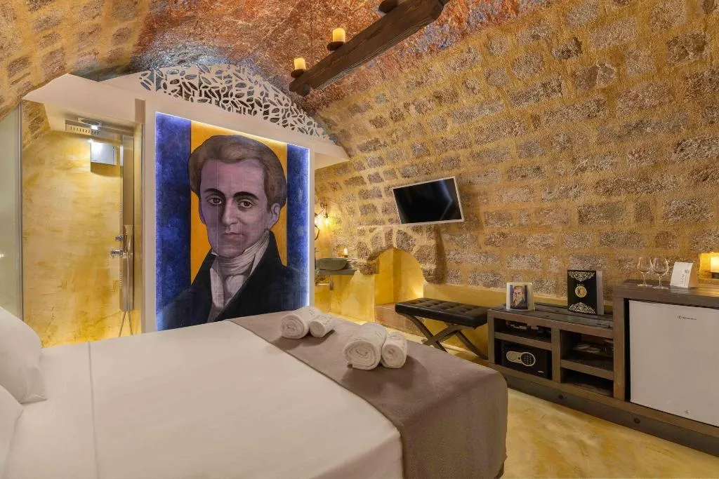 10Gr Boutique Hotel&Wine Bar