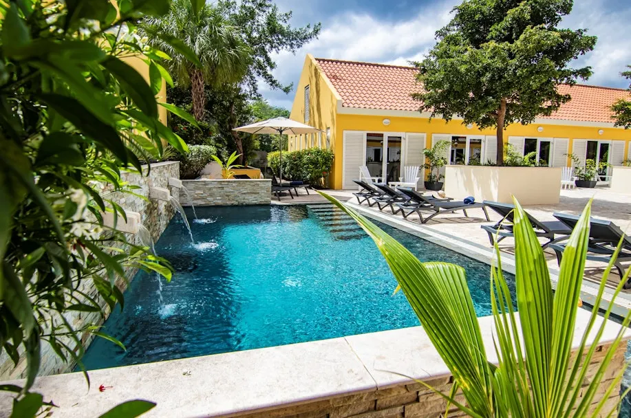 Bayside Boutique Hotel– Blue Bay Golf&Beach Resort