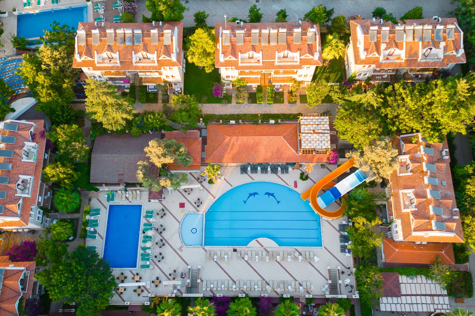 Perdikia Hill Family Resort&Villas
