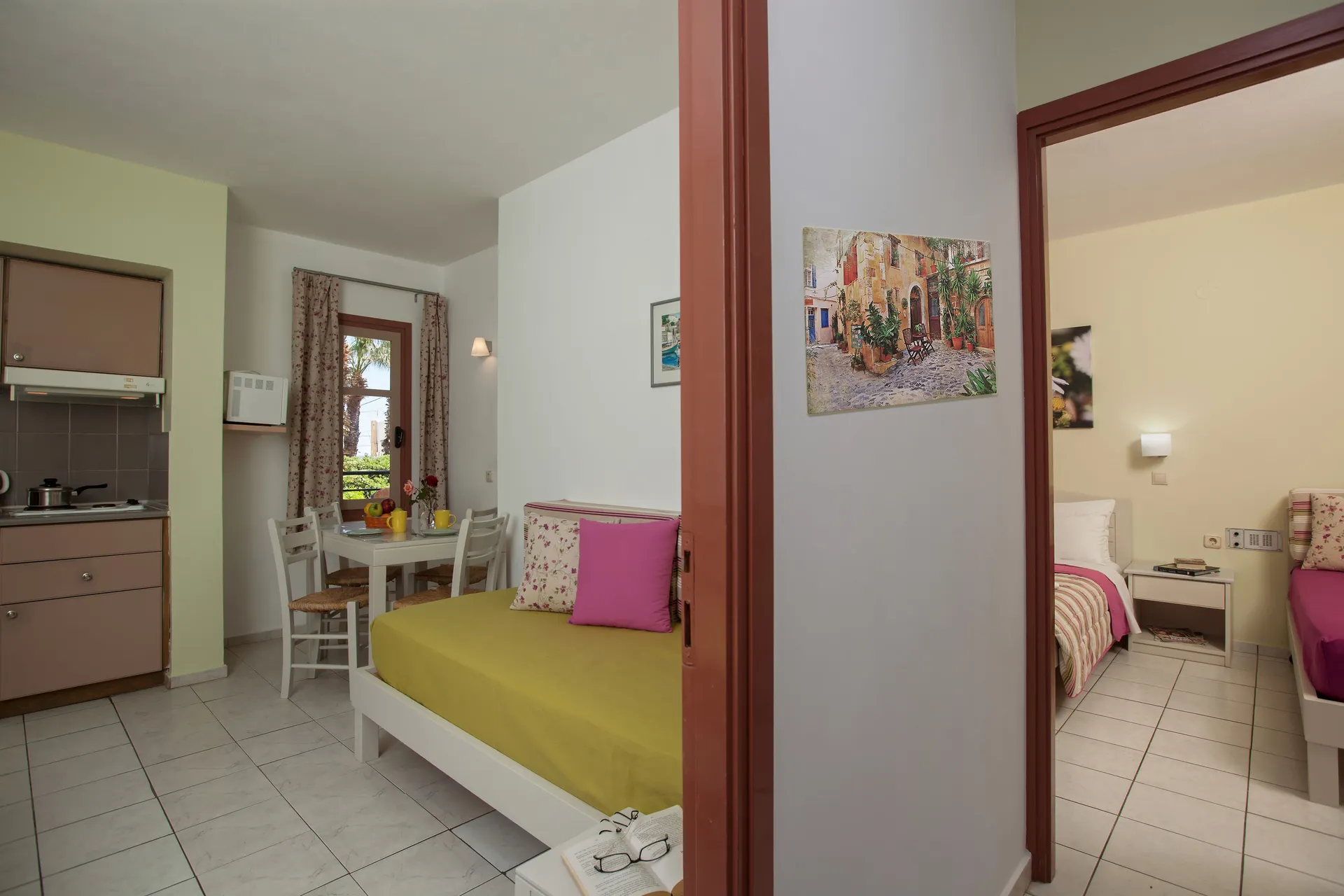 Latania Studios&Apartments