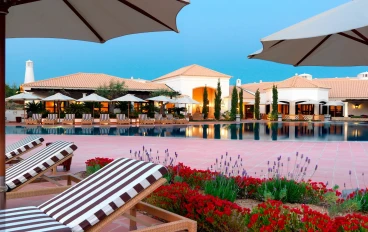 Pine Cliffs Residence, a Luxury Collection Resort