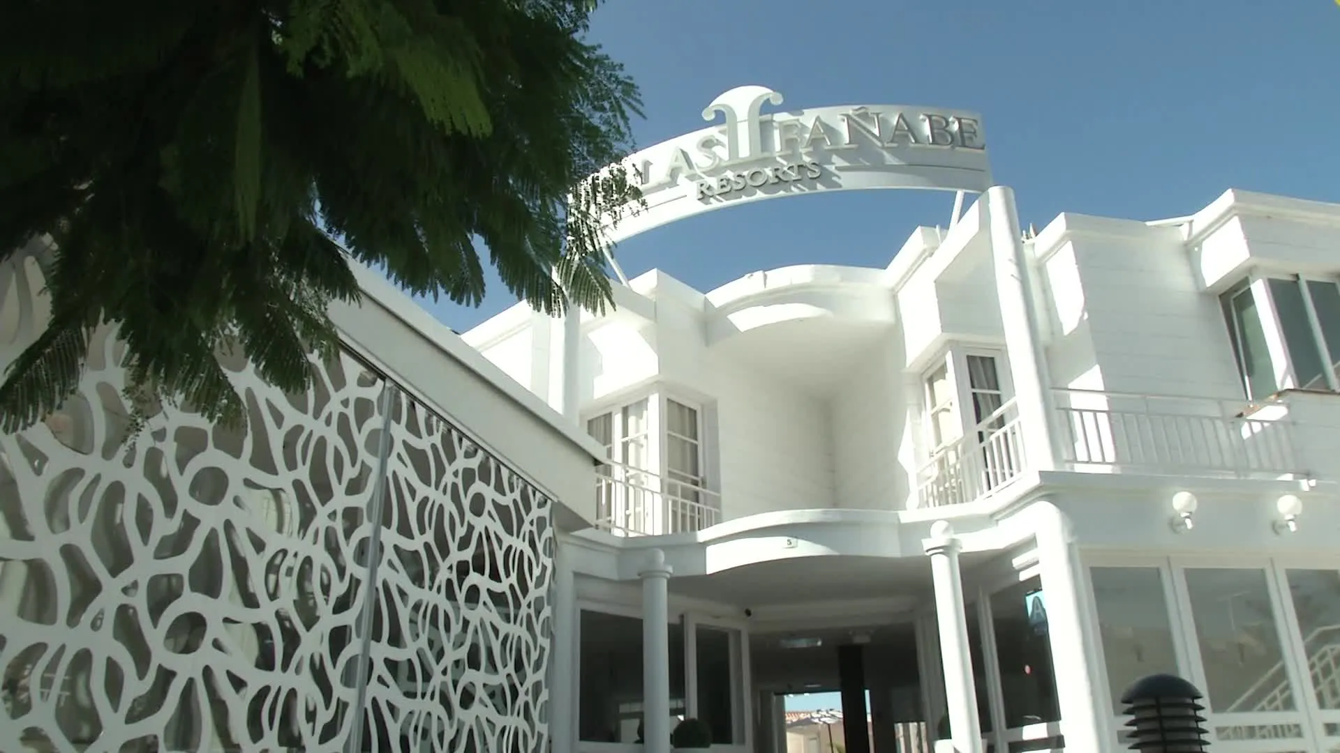 Adonis Bahía Fañabé Villas