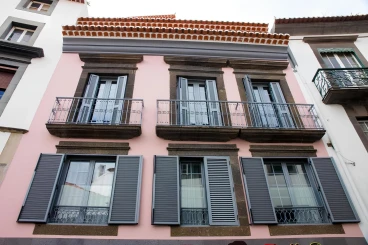 Apartamentos Funchal by Petit Hotels