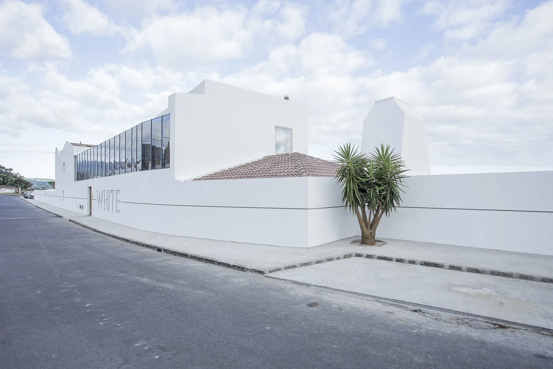 White Exclusive Suites&Villas