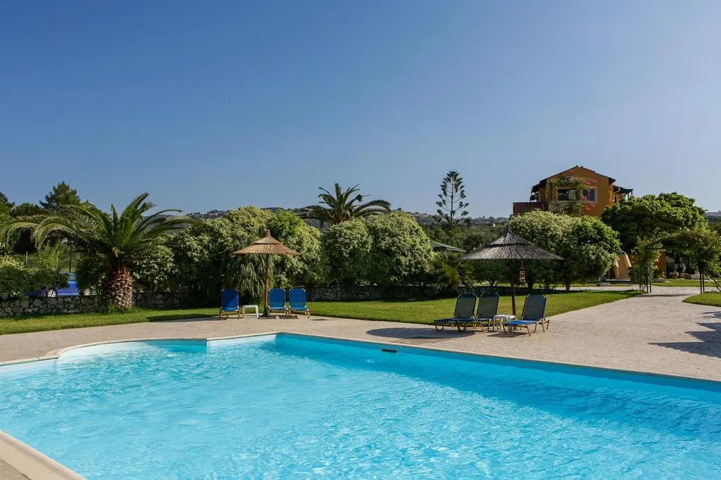 Sandy Beach Villas&Apartments