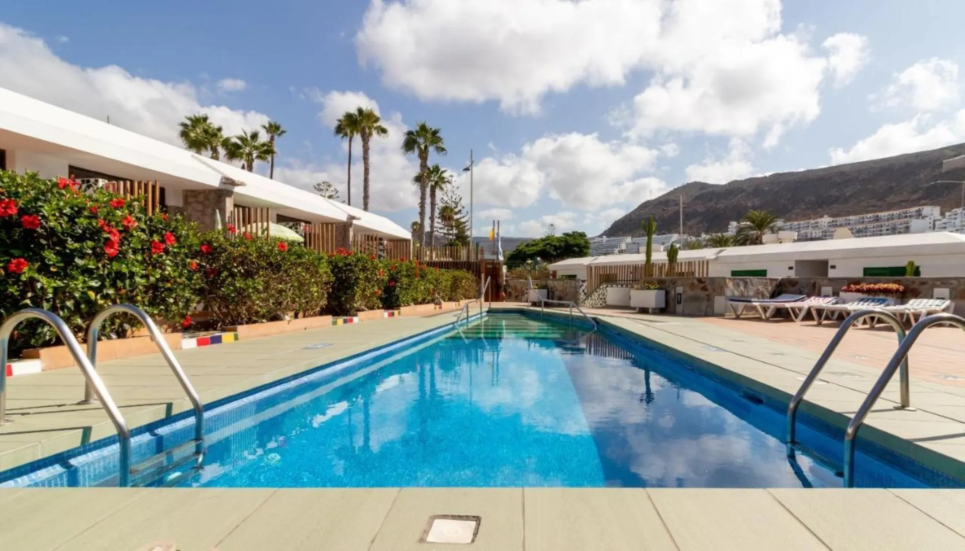 Apartamentos Leticia Del Mar