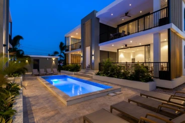 Mambo Apartments