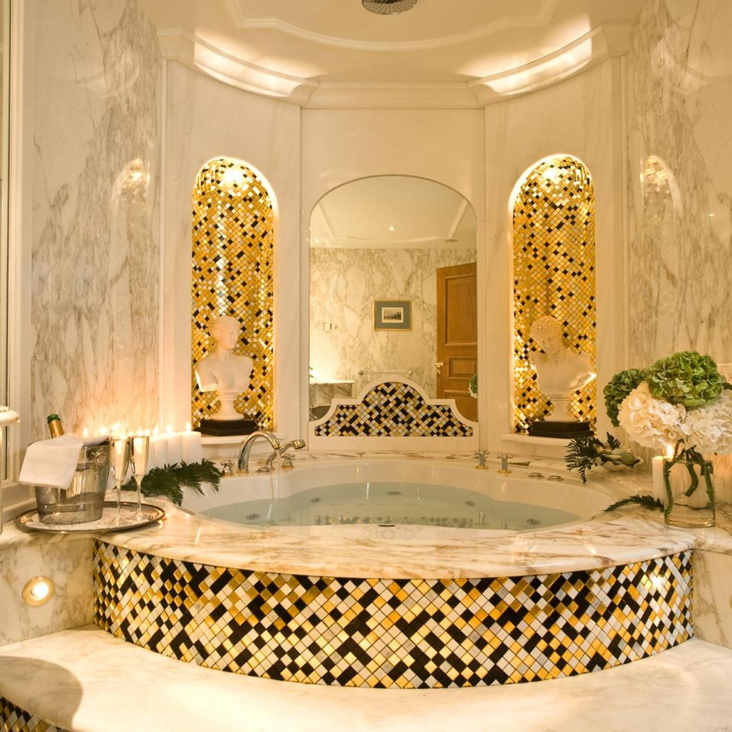 Royal Olympic Hotel