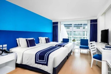 Blue Cabin Hotel