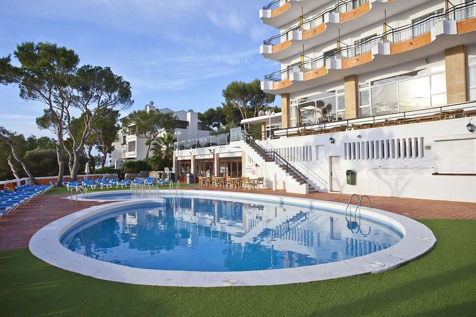 Hotel Cabot Cala Ferrera