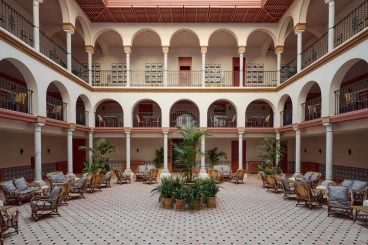 Cristine Bedfor Guest House Sevilla
