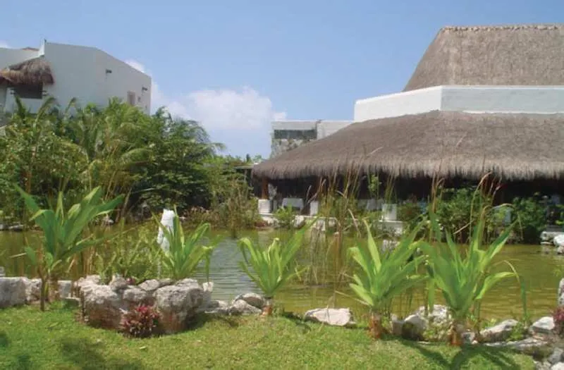 Desire Riviera Maya Pearl Resort