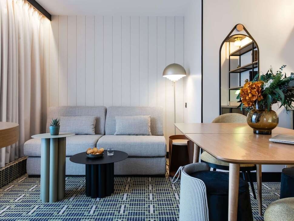Mercure Paris Bercy Bibliotheque