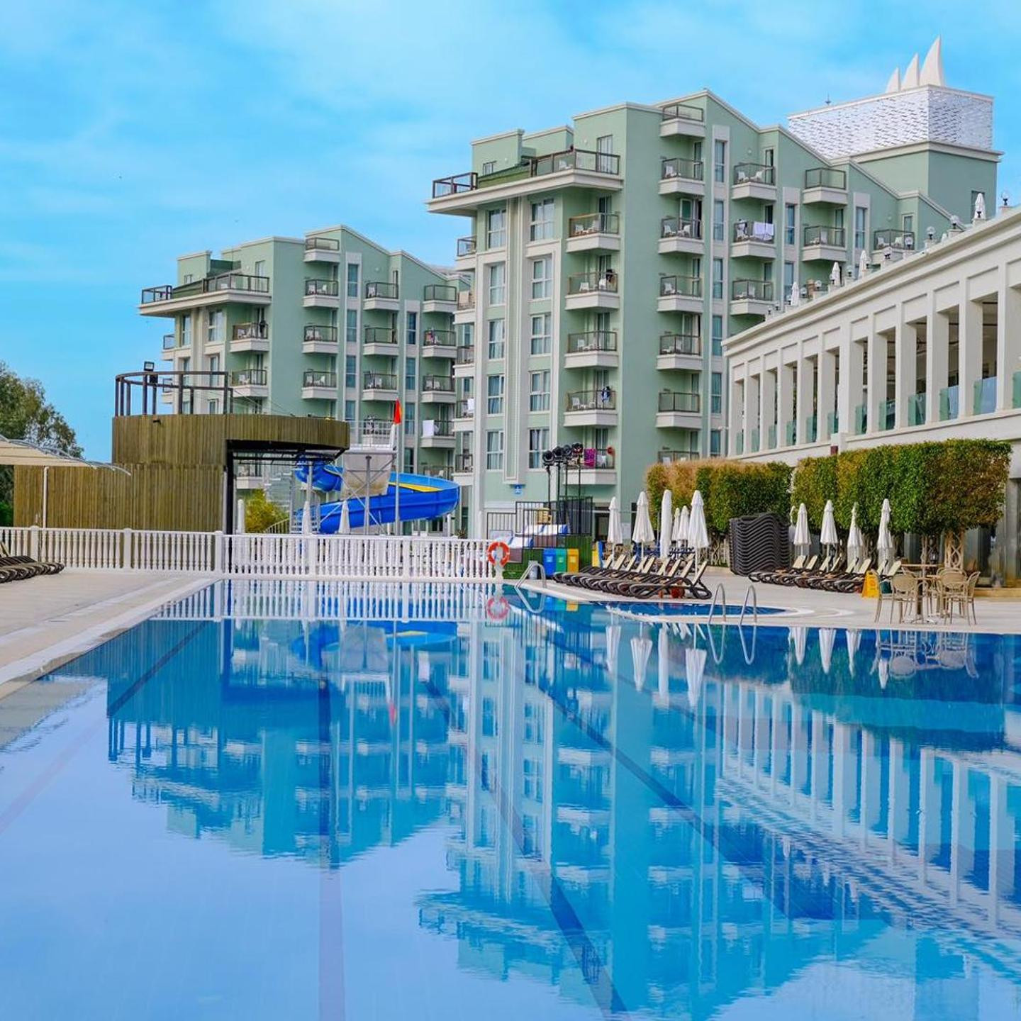 Royal Atlantis Spa & Resort