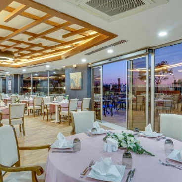 Ramada Hotel & Suites by Wyndham Kusadasi All Inclusive