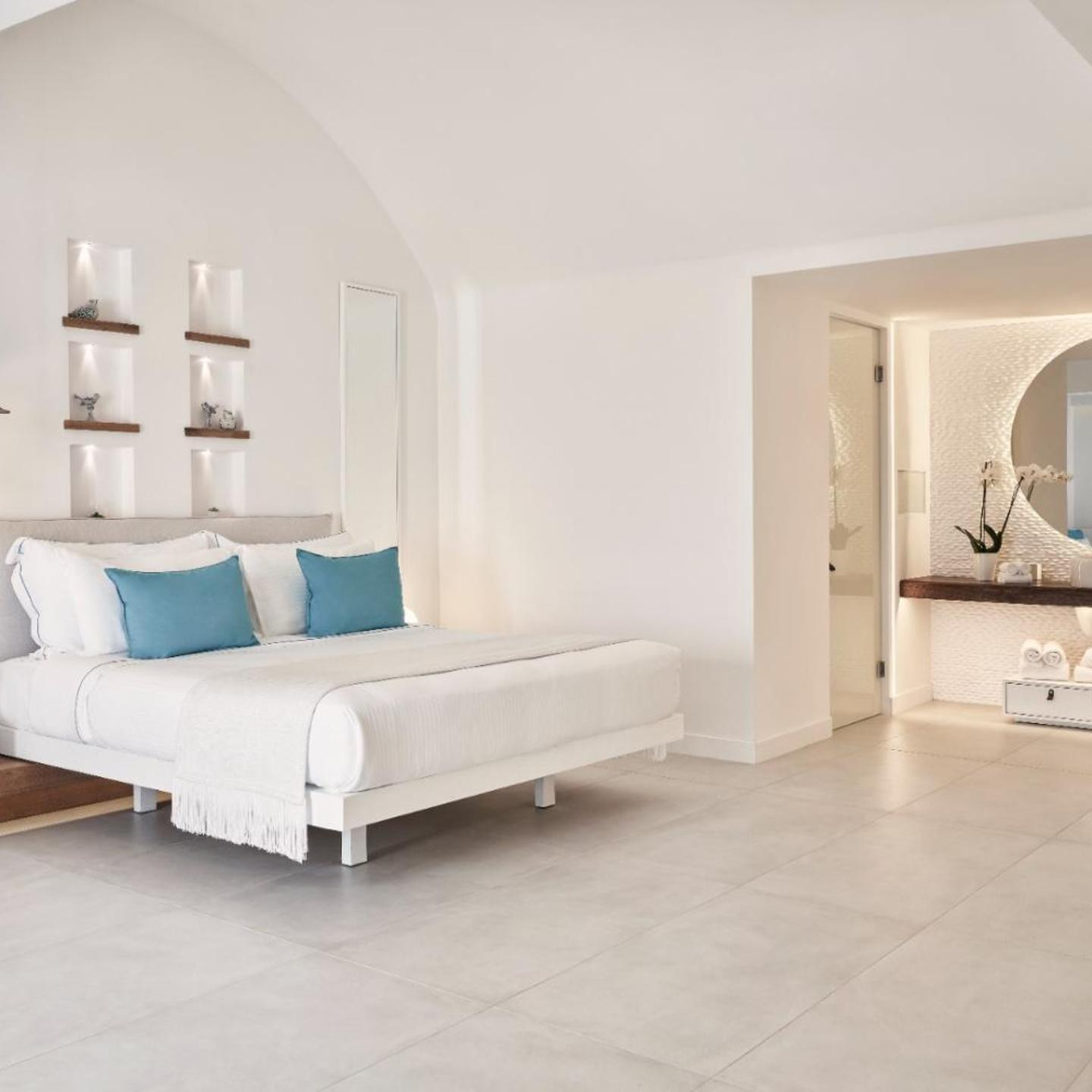 Nikki Beach Resort & Spa Santorini