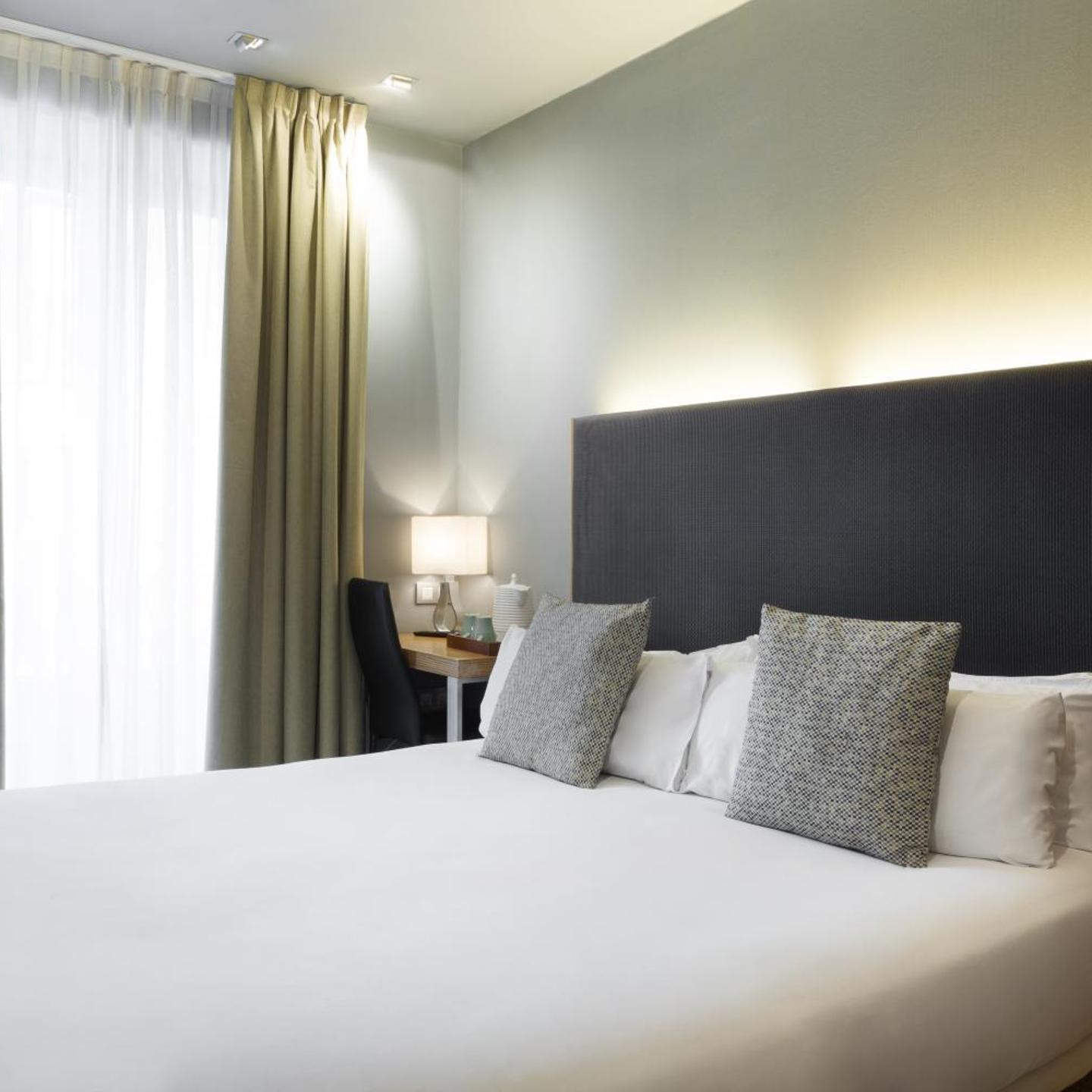 Petit Palace Tres Cruces