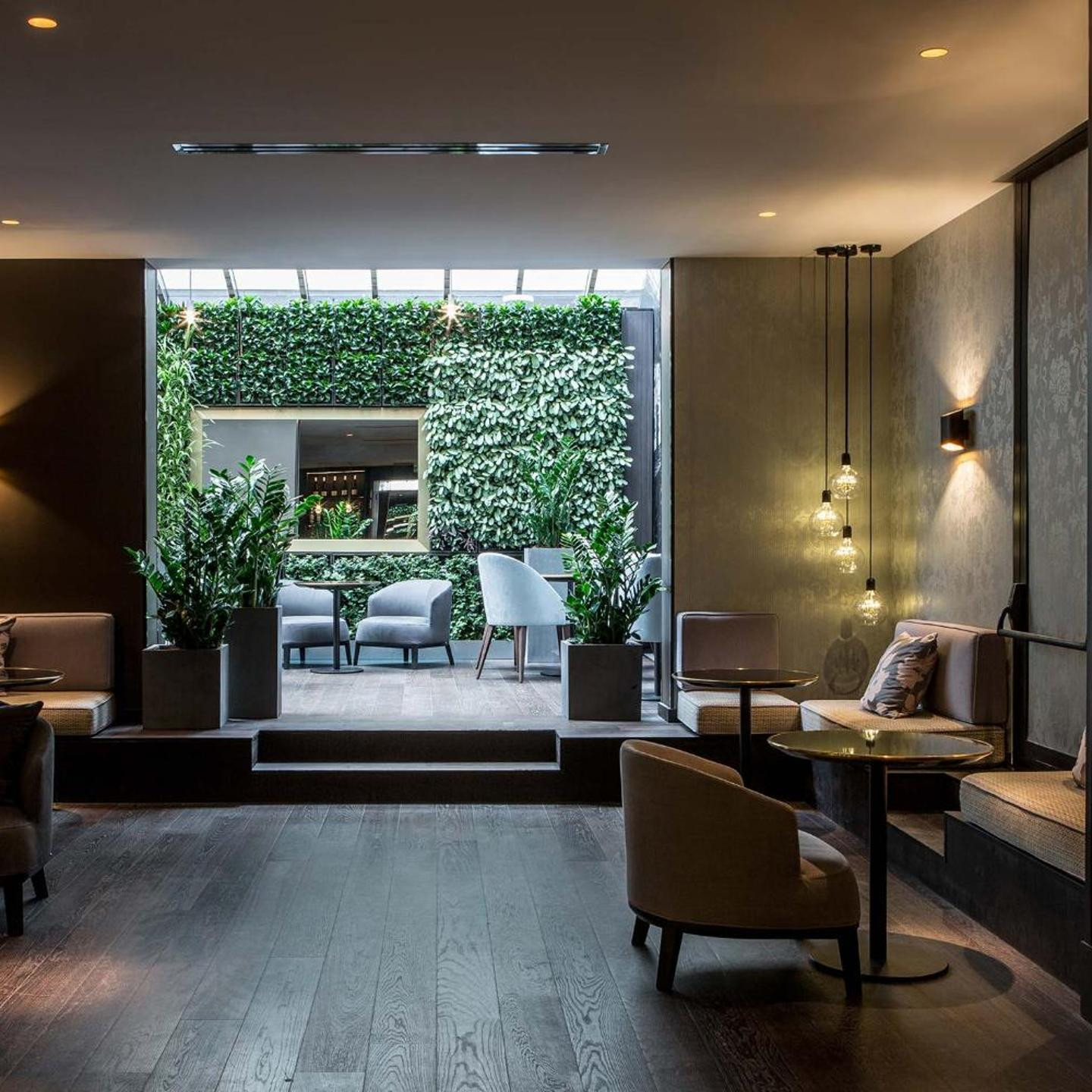 Le Parisis - Paris Tour Eiffel