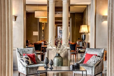 Colonna Palace Hotel