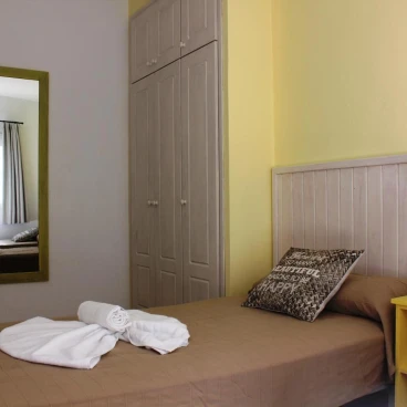 Apartamentos Timon - Emar Hotels