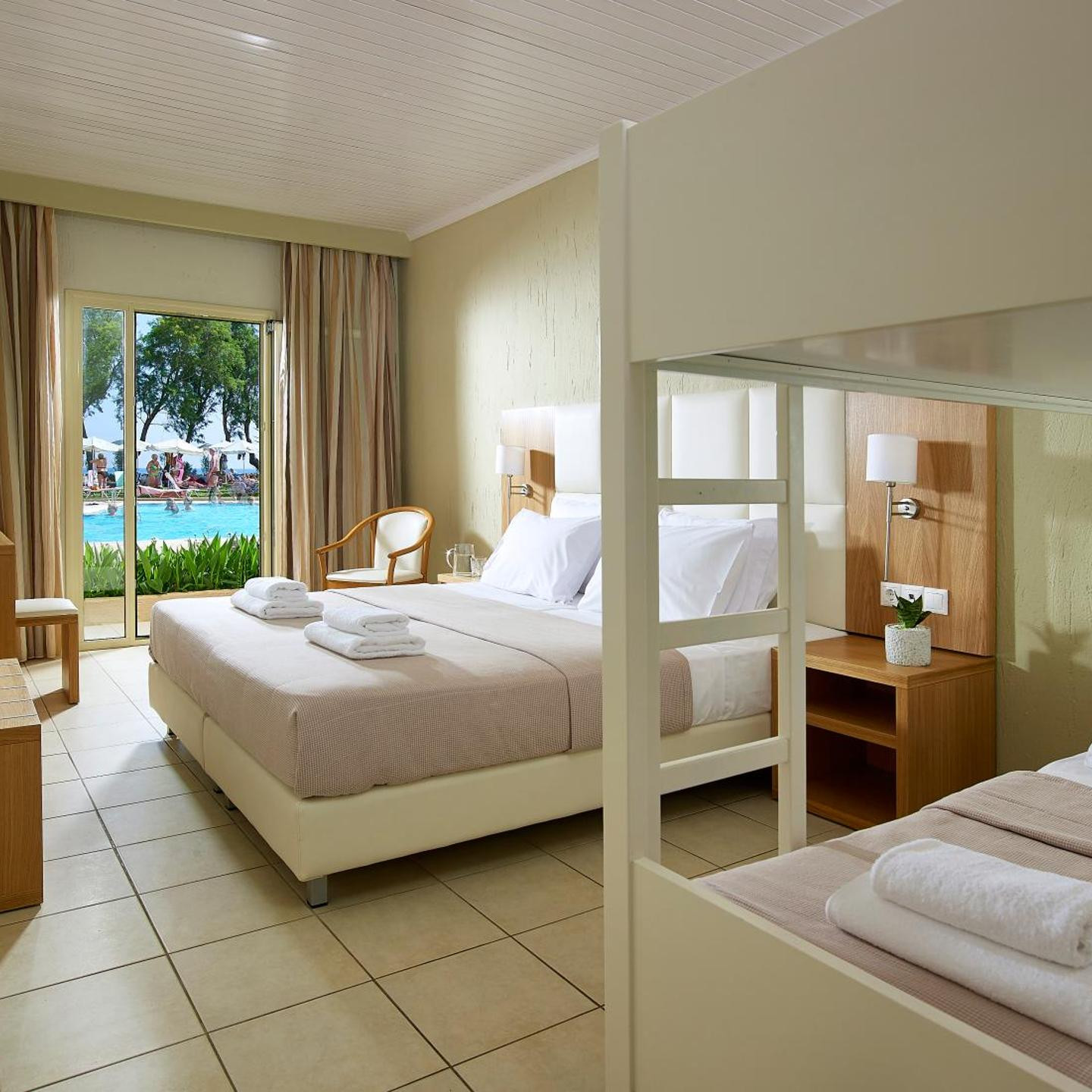 Malia Bay Beach Hotel & Bungalows