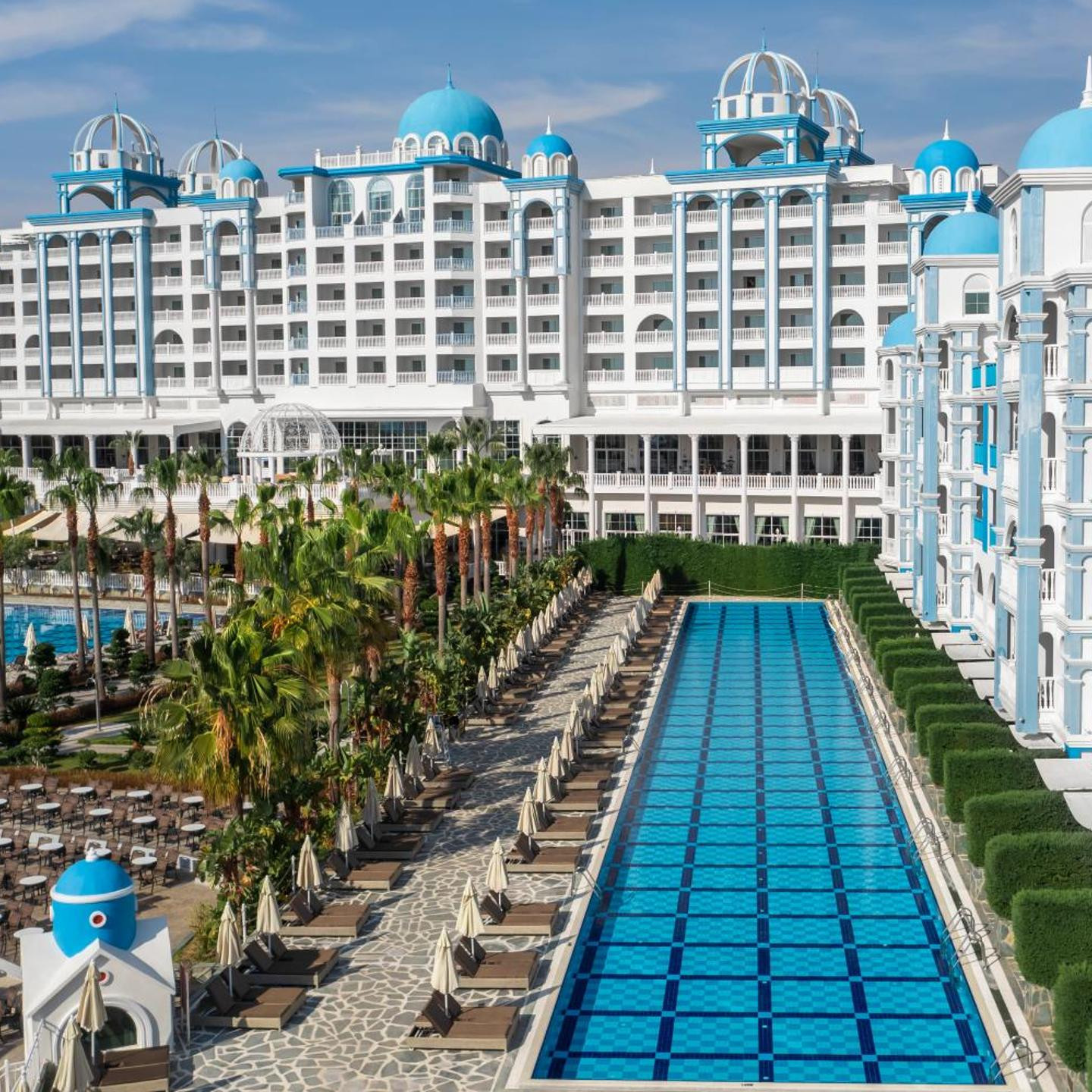 Rubi Platinum Spa Resort & Suites