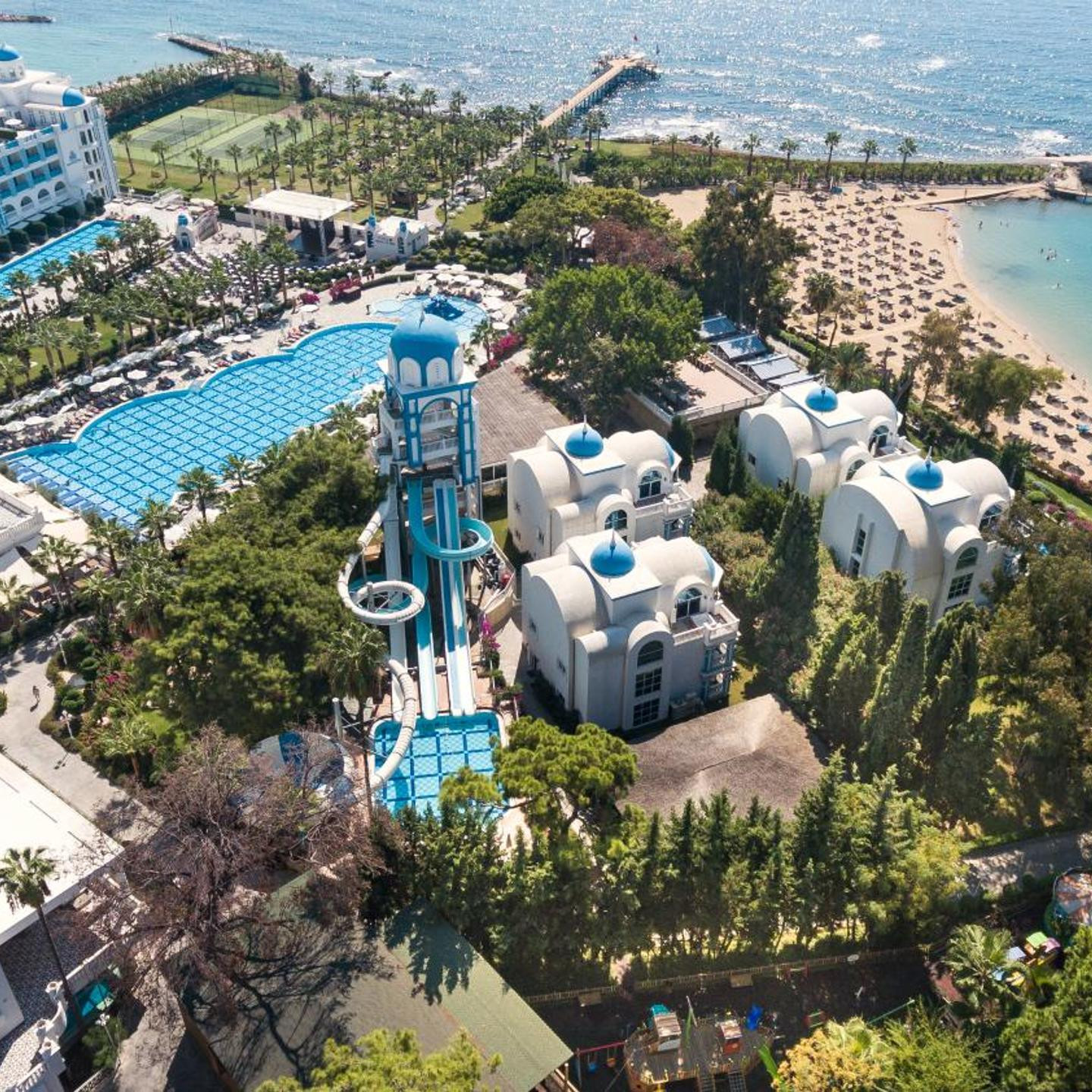 Rubi Platinum Spa Resort & Suites