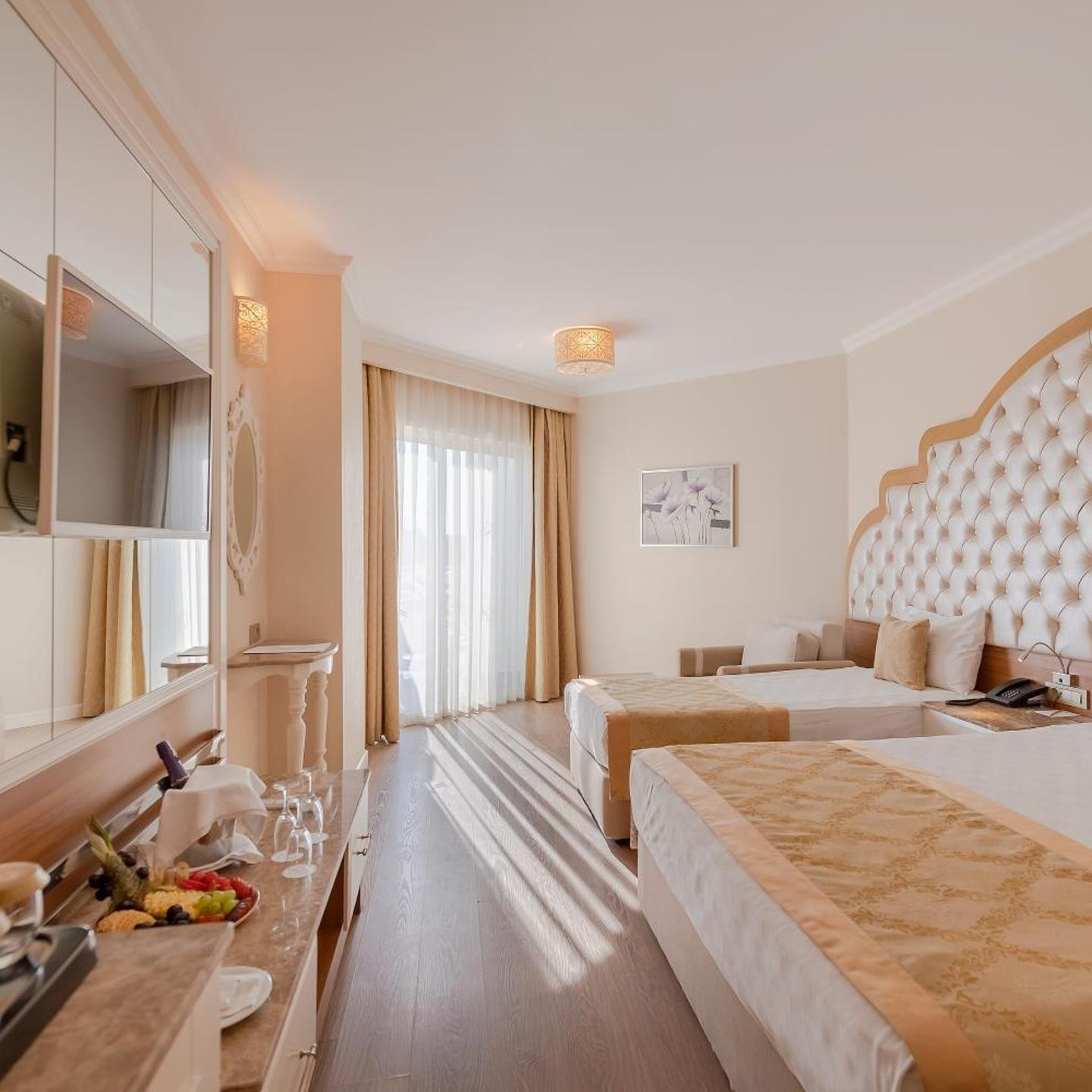 Oz Hotels Side Premium