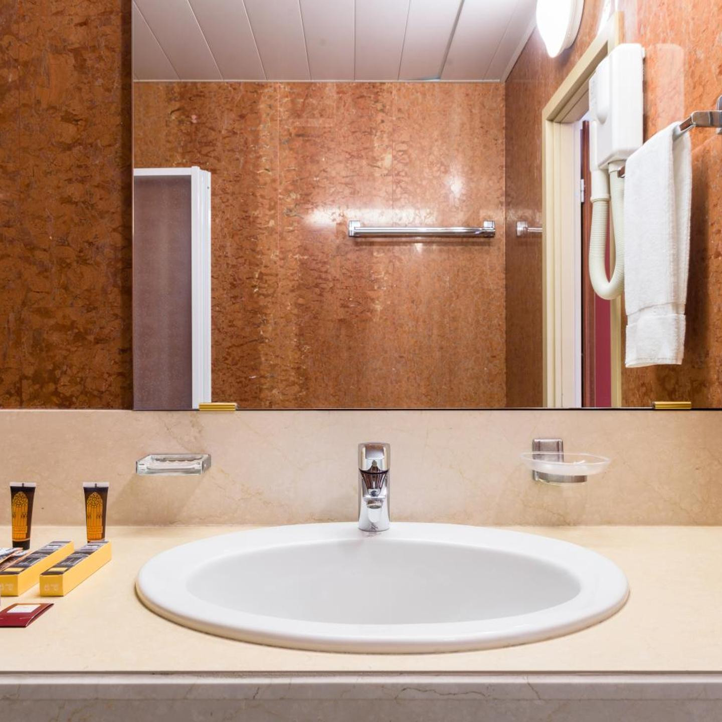 B&B Hotel Milano Aosta