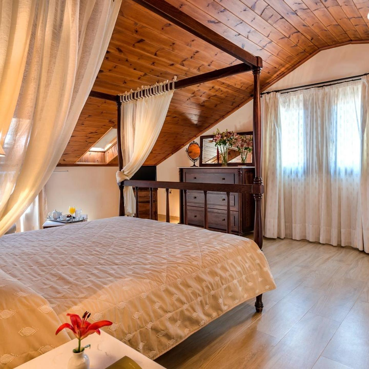 Spilia Village Hotel & Villas