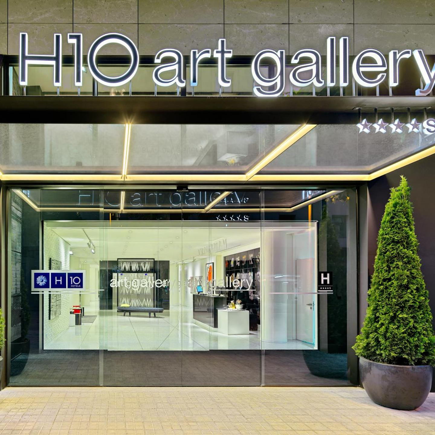 H10 Art Gallery 4* Sup
