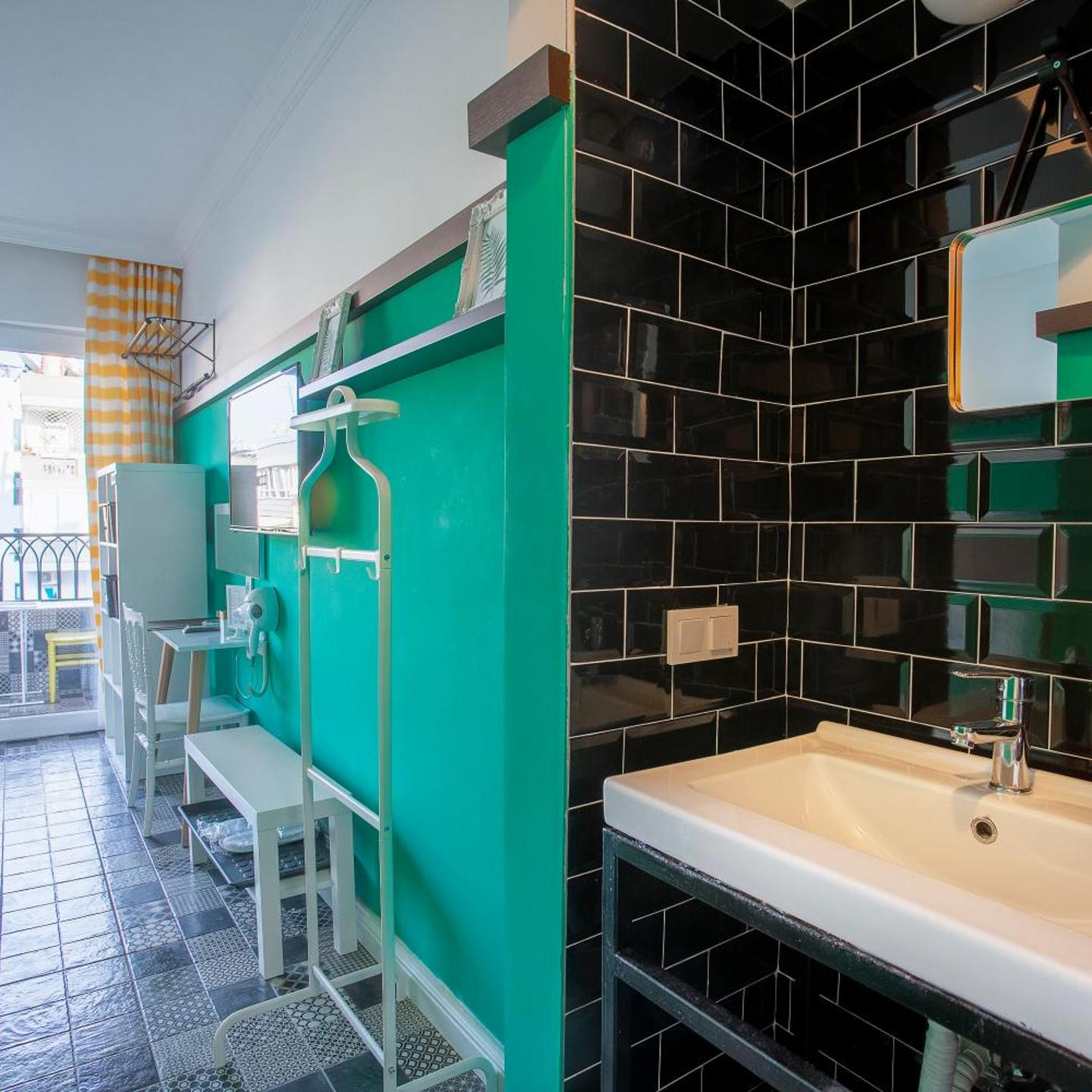 Anjeliq Downtown Boutique Hotel