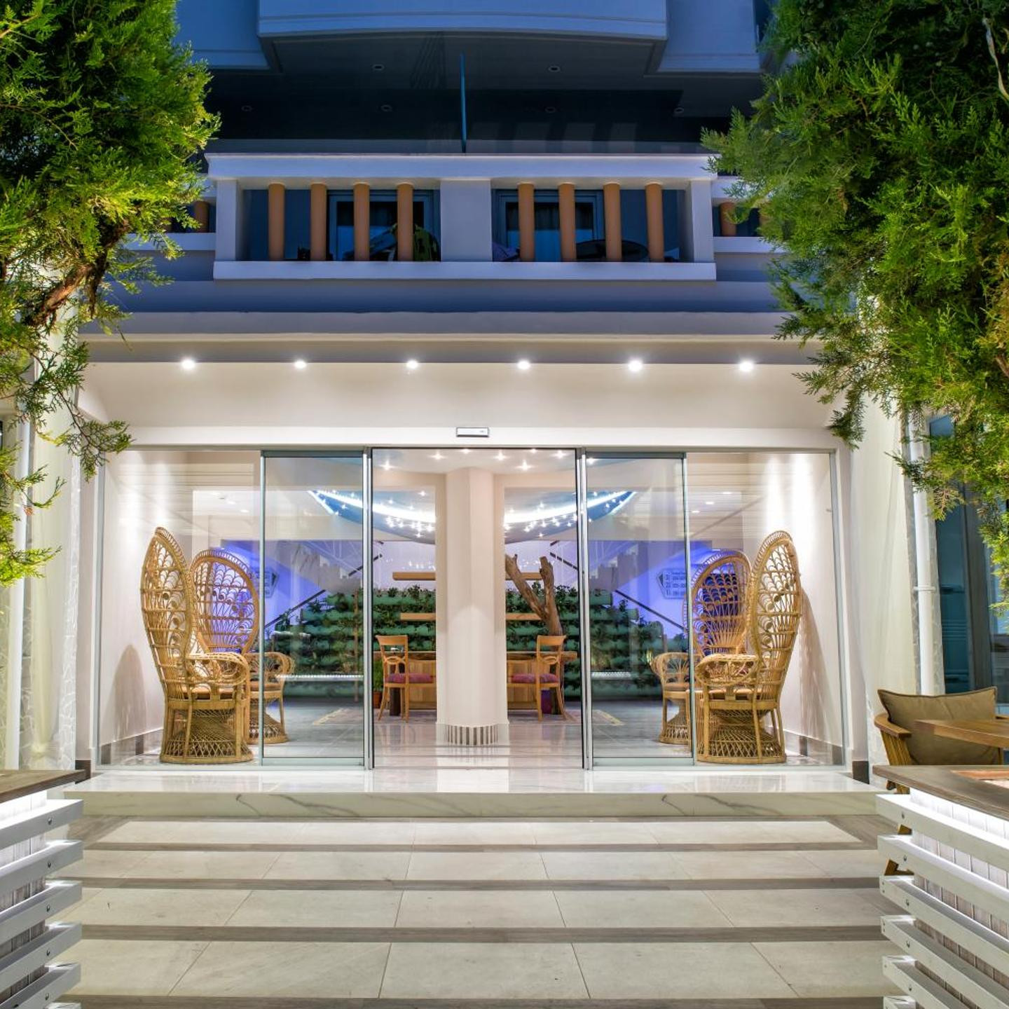 Senses Blue Boutique hotel